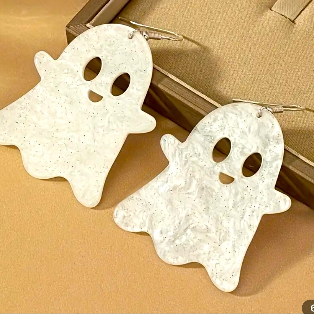 ghost Halloween earrings white chunky costume jewelry